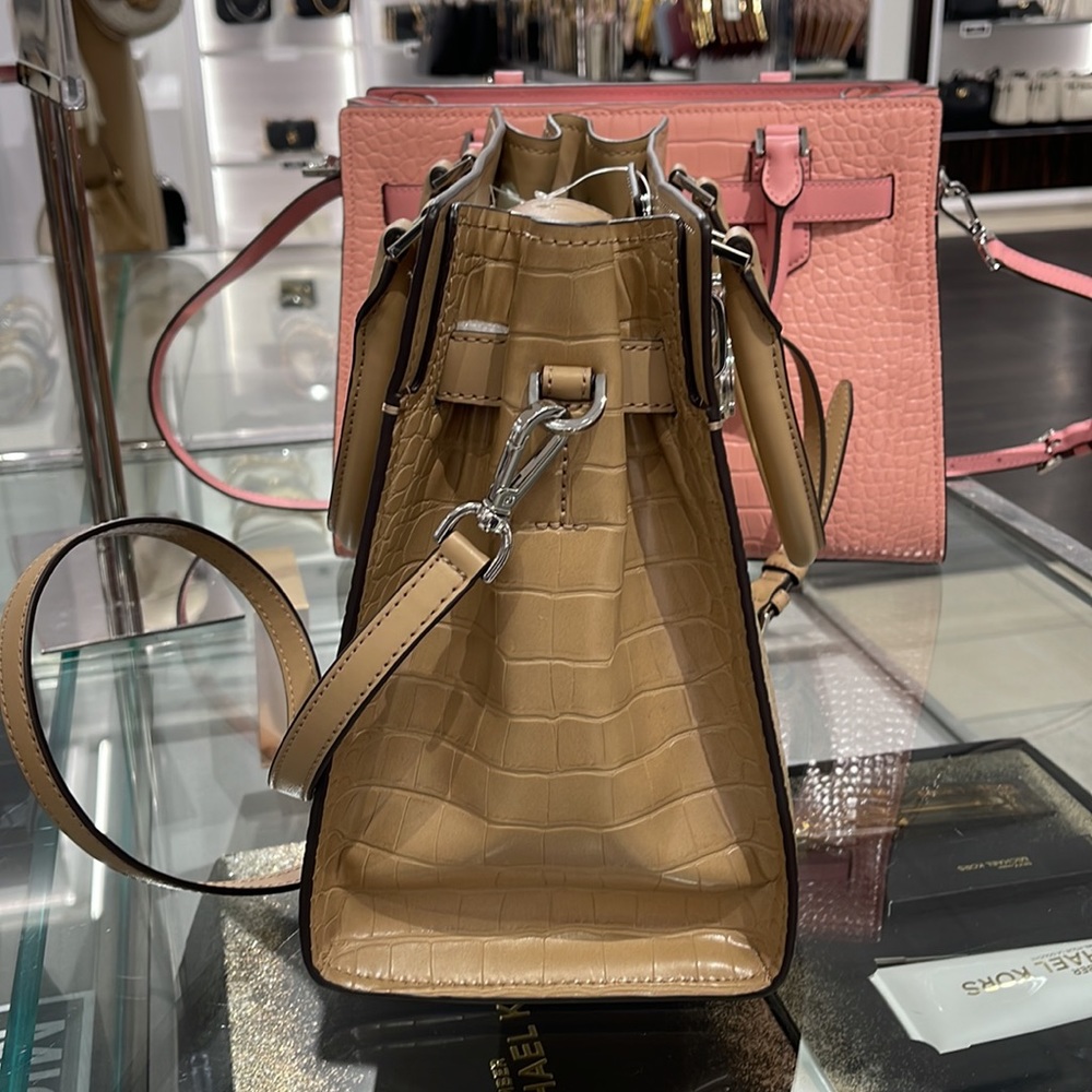 MICHAEL KORS HAMILTON MEDIUM SATCHEL 
 COLOR: Camel
NWT - Picture 5 of 16